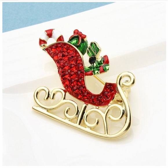 Rhinestone Sleigh Brooches For Women Taking Gifts Sleigh Christmas Brooch - Picture 2 of 3